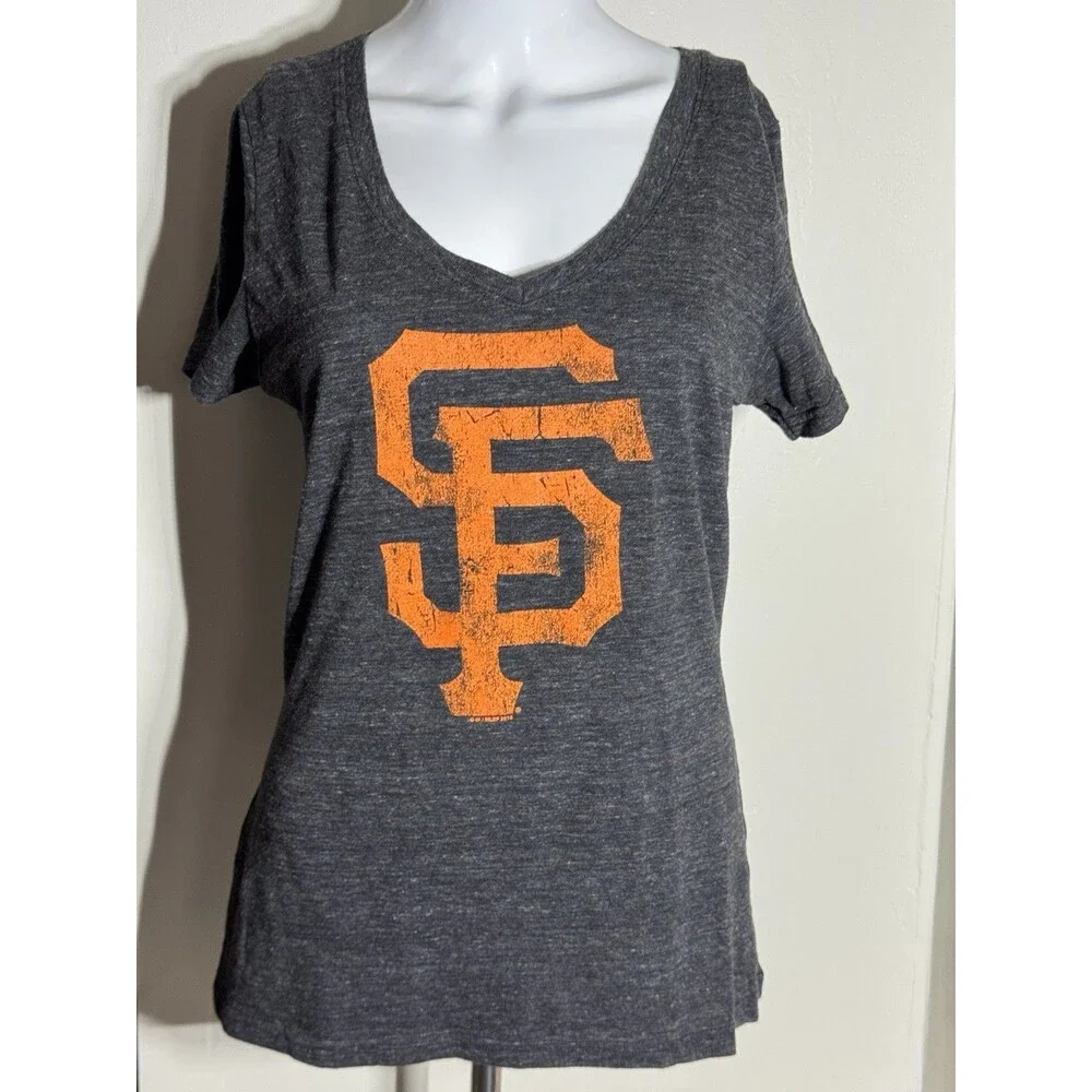 San Francisco Giants “Touch by Alyssa Milano” Women’s V-Neck Tee — Size Large